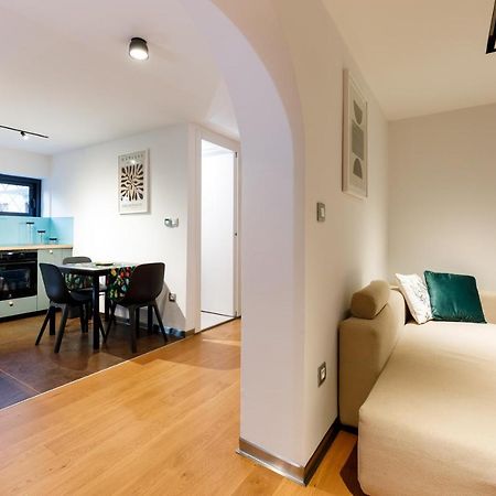 Stylish City Apartment スプリト エクステリア 写真